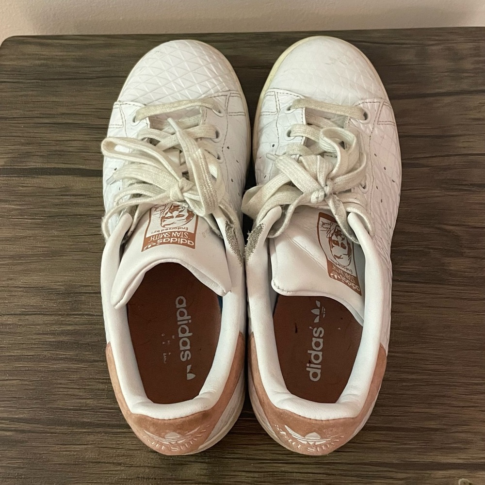Adidas Stan Smith with Pink Accent